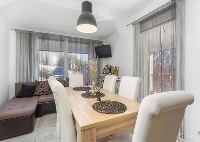 Brletic Апартаменты Кастав